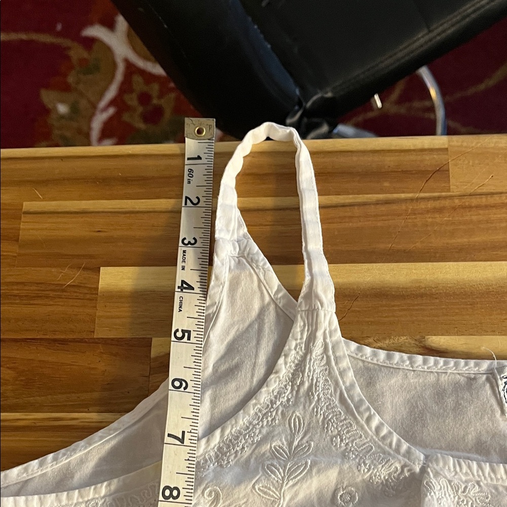 Chic White Embroidered Button Front Nightgown Lin… - image 8